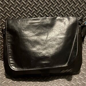 ESPIRIT Black 100% PVC ‎ Messenger Bag Plastic Clip Closure 2 Pocket 17"x14"x4"